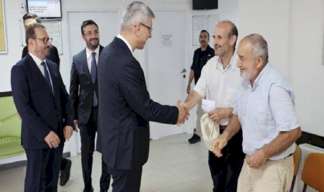 Sağlık Bakanı Kemal Memişoğlu Sahada