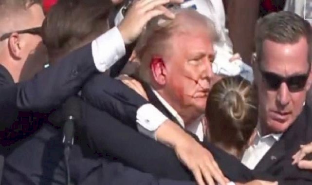 Silahlı saldırıya uğrayan Donald Trump'ı kurtaran kafa hareketi