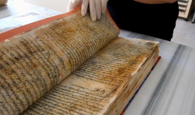 Tapu Kadastro'da 122 bin yaprak belge restore edildi