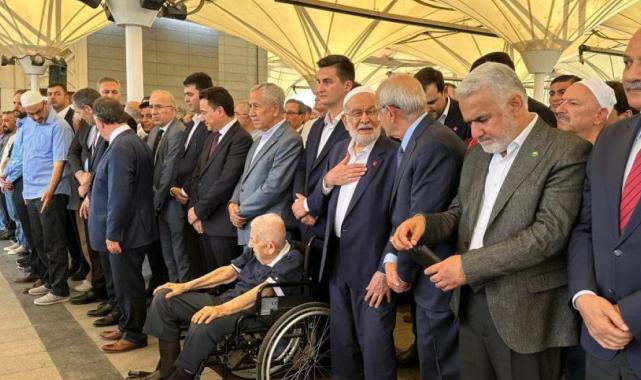 Temel Karamollaoğlu'nun annesi son yolculuğuna uğurlandı