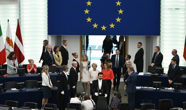 Ursula von der Leyen AB Komisyonu Başkanı seçildi