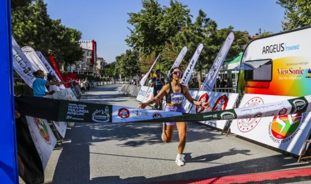 Vali Cahit Çelik: Niğde'yi sporun marka şehir haline getirmek istiyoruz