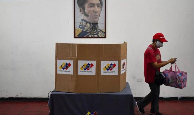Venezuela'da halk devlet başkanı seçimi için sandık başına gidecek