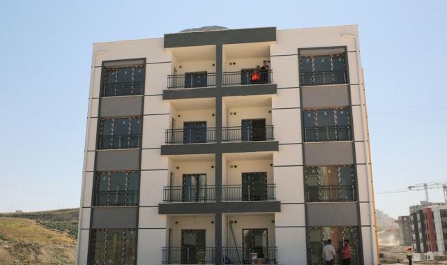 Yaralar sarıyor: Hatay'da 10 bin 335 deprem konutunun inşası devam ediyor