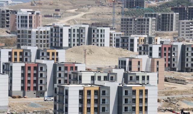 Yaralar sarıyor: Hatay'da 10 bin 335 deprem konutunun inşası devam ediyor