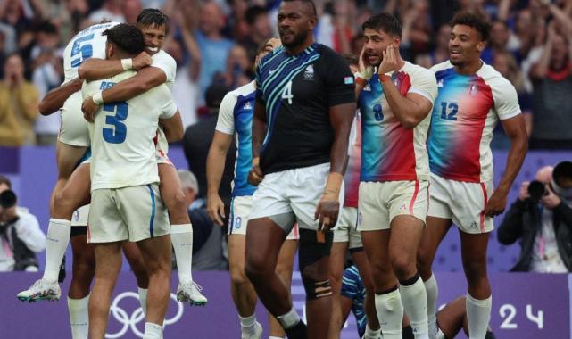 Yedili ragbide Fiji'yi deviren Fransa, altın madalyanın sahibi oldu