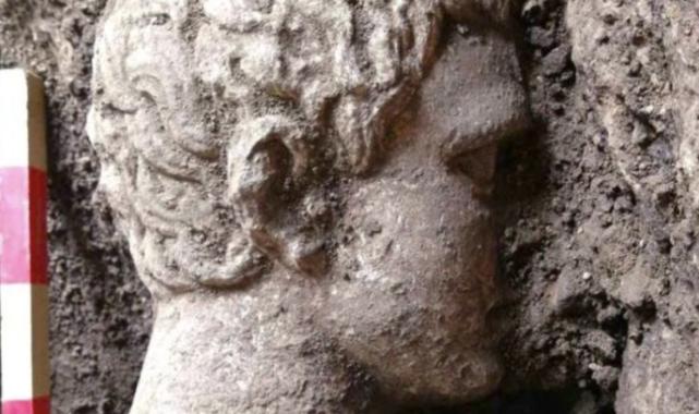 Yunan tanrısı Hermes, kanazilasyonda bulundu