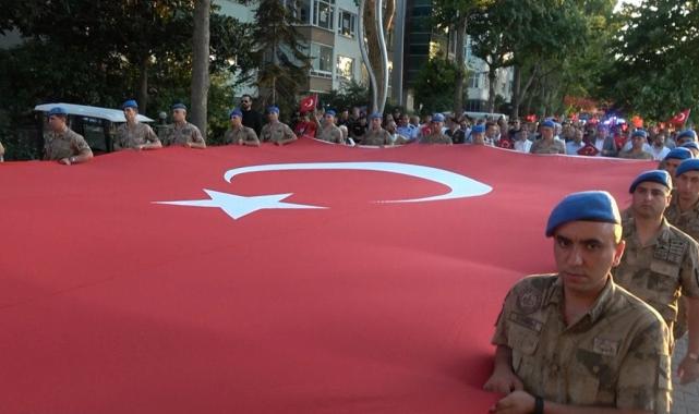 Yurdun dört bir yanından vatandaşlar, 15 Temmuz'da etkinliklere katıldı