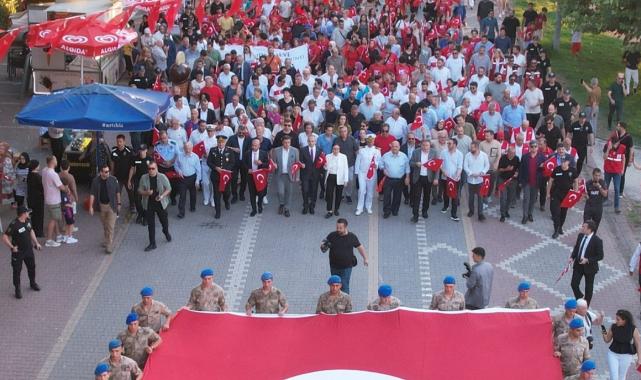 Yurdun dört bir yanından vatandaşlar, 15 Temmuz'da etkinliklere katıldı