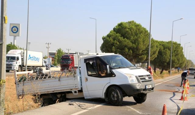Antalya'da otoyolda geri geri giden kamyona çarpan sürücü öldü