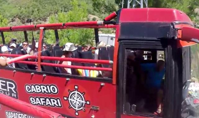 Antalya'da turist eğlencesine katılan şoför kazaya neden oldu
