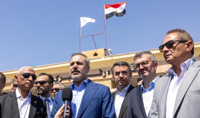 Bakan Fidan Refah sınırında: Bu katliamı durdurmazsak, ortağı olacağız