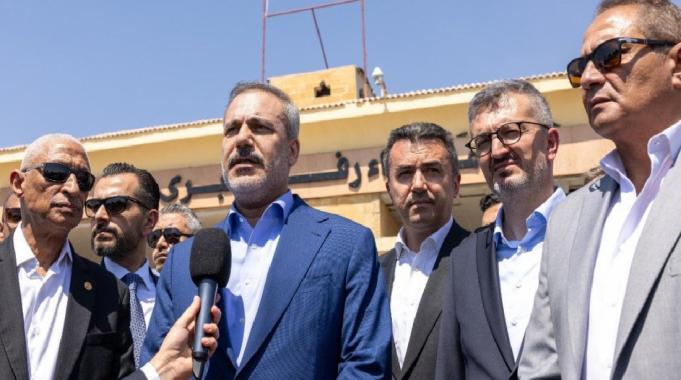 Bakan Fidan Refah sınırında: Bu katliamı durdurmazsak, ortağı olacağız