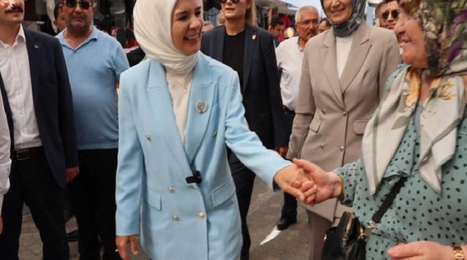 Bakan Göktaş, Alevi Vatandaşlarla Bir Araya Geldi