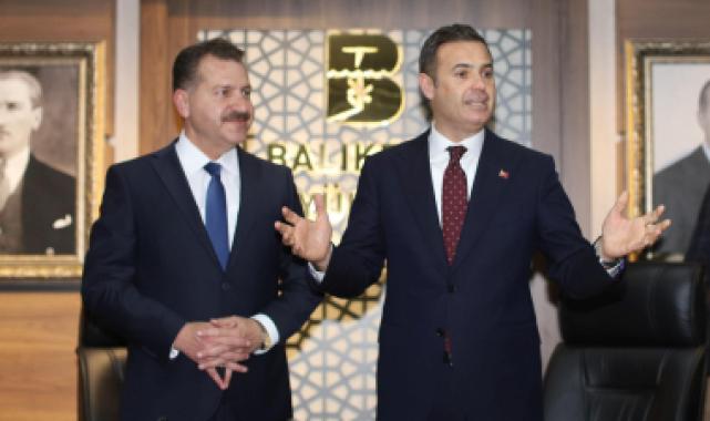 Balıkesir'de sert tartışma! Ahmet Akın: Ne yaptınız oğlum bu paraları?