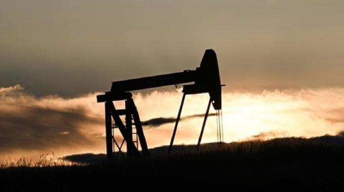 Brent petrolün varil fiyatı düştü: 76,47 dolar