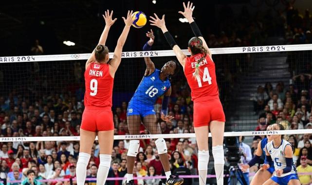 Bronz madalya maçına çıkacağız! Filenin Sultanları, İtalya'ya mağlup oldu