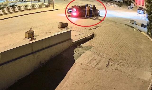 Bursa'da tartıştığı sevgilisini dakikalarca darbetti