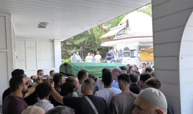 Bursa'da tır kazasında ölenler toprağa verildi