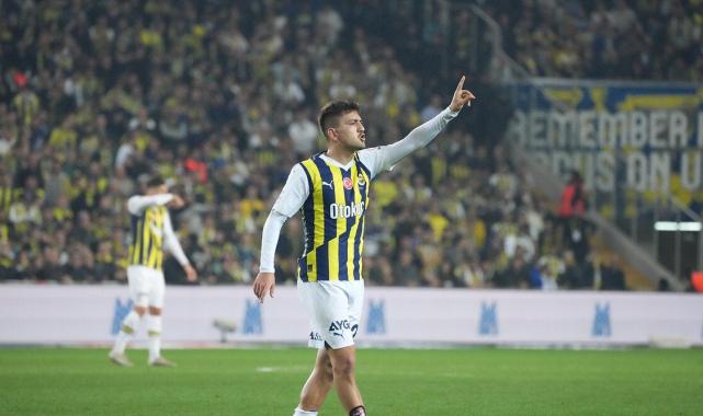 Cengiz Ünder, Beşiktaş'a haber yolladı