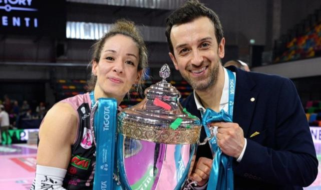Daniele Santarelli'nin eşini görenler inanamıyor! Meğer milli oyuncuyla evliymiş...