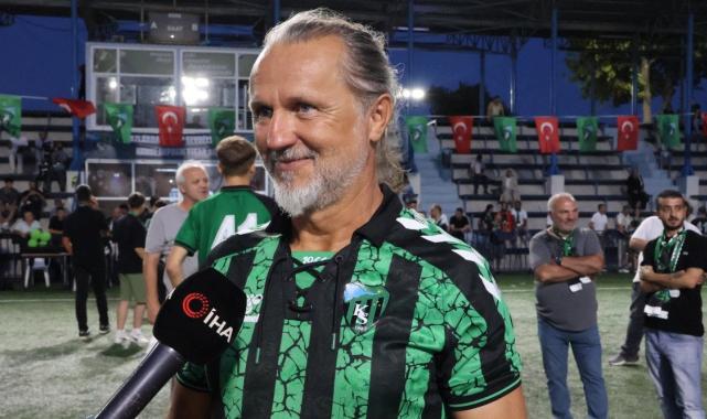 Eski futbolcular, Kocaelispor'un anma etkinliğinde bir araya geldiler
