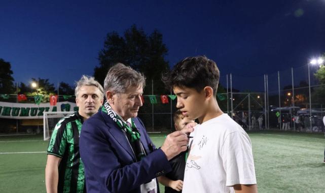 Eski futbolcular, Kocaelispor'un anma etkinliğinde bir araya geldiler