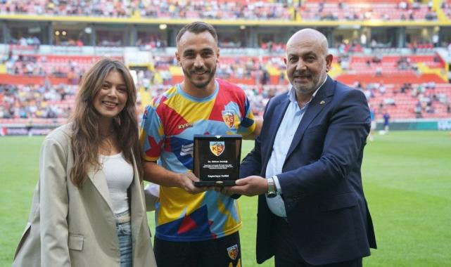 Gökhan Sazdağı, Kayserispor formasını 100. kez giydi