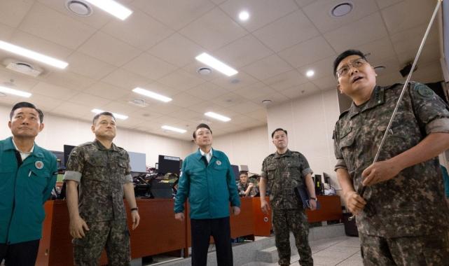Güney Kore Devlet Başkanı Yoon’dan Kuzey Kore’ye gözdağı