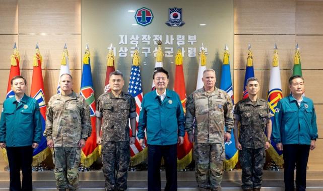 Güney Kore Devlet Başkanı Yoon’dan Kuzey Kore’ye gözdağı