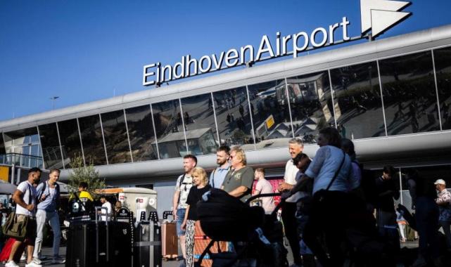 Hollanda'da Eindhoven Havalimanı'nda hava trafiği durduruldu