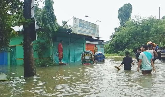İHH yardıma koştu: Bangladeş’teki büyük selden 4,5 milyon kişi etkilendi