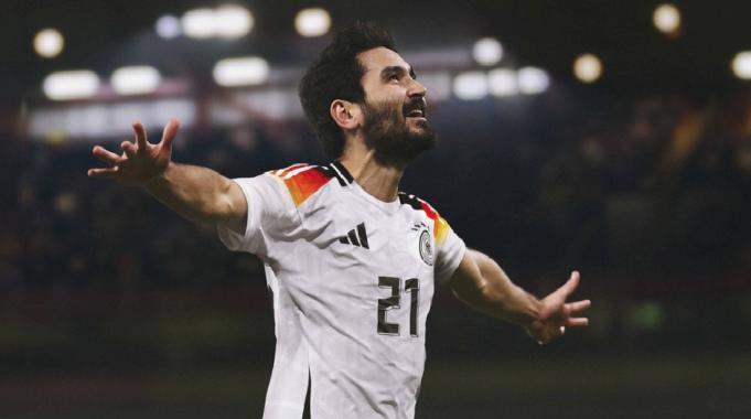 İlkay Gündoğan, Türkiye&#039;ye geldi! Fenerbahçe ve Galatasaray...