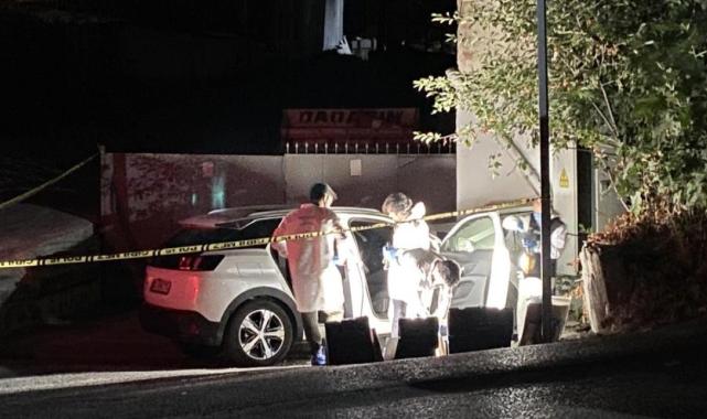 İstanbul Esenyurt'ta bir kişi otomobilde tartıştığı arkadaşını vurdu