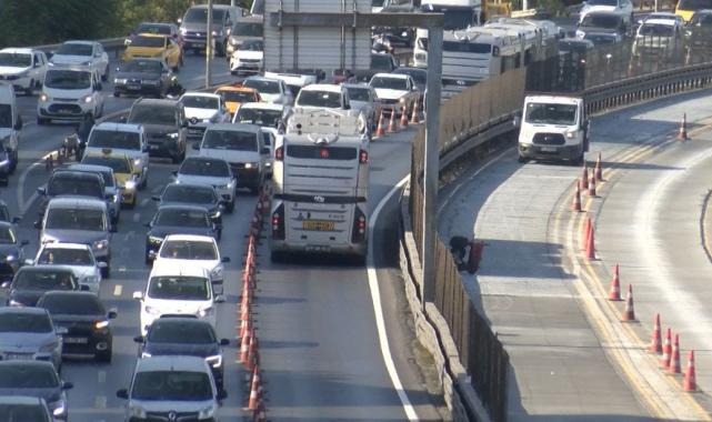 İstanbul'da "Beyaz yol" çalışması nedeniyle trafik yoğunluğu