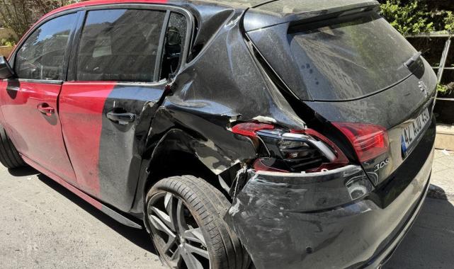 İstanbul'da feci kaza: Genç kıza çarpıp kaçtı