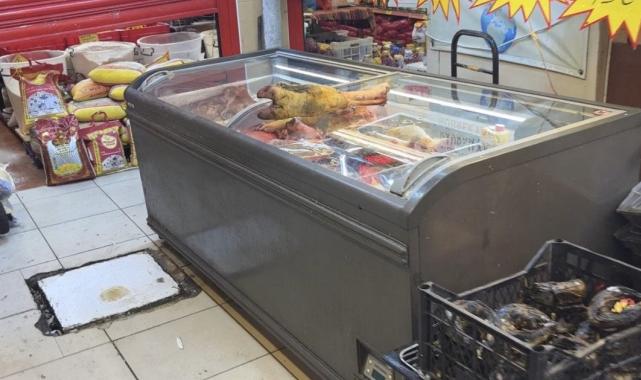 İstanbul'da sakatatçılarda hijyen tepkisi: Kokudan aşağıya inilmiyor