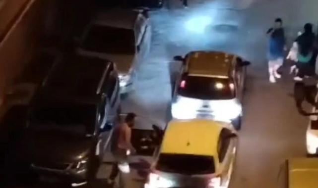 İstanbul'da takip ettiği eski sevgilisinin aracına çarpıp kadını darbetti