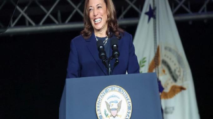 Kamala Harris başkan adayı olmak için yeterli oyu aldı