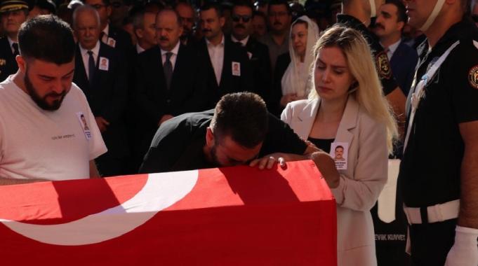 Kastamonu'da şehit olan polis memuru Ahmet Şahan için tören düzenlendi