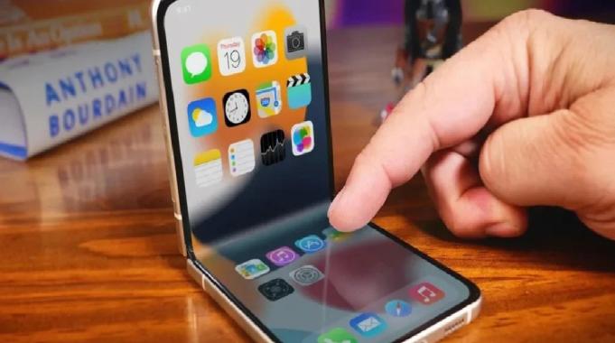 Katlanabilir iPhone için yeni iddia: 2026&#039;da iki farklı model gelecek