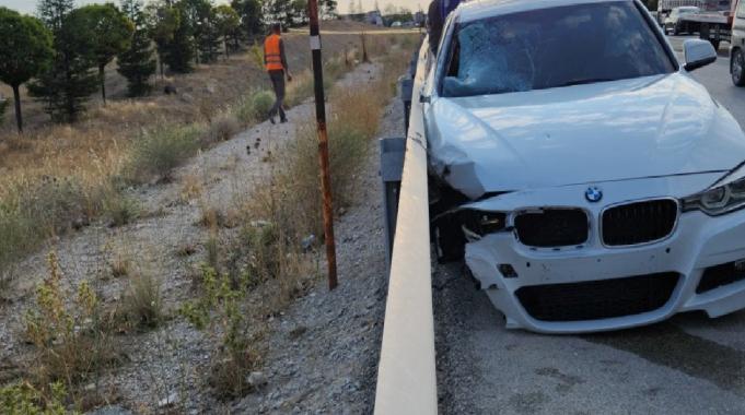 Konya'da kaza yaptığı aracının parçalarını toplayan sürücüye otomobil çarptı