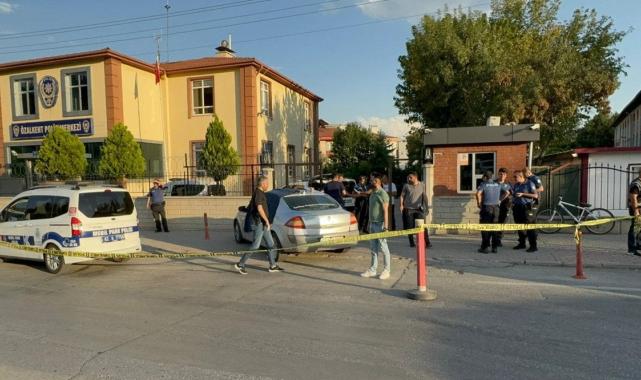 Konya'da otomobilde bıçakladığı eşinin cesediyle karakola teslim oldu