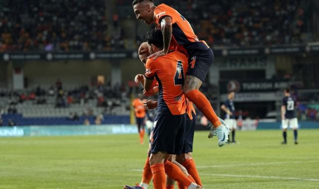 La Fiorita - Başakşehir maçıının muhtemel 11'leri