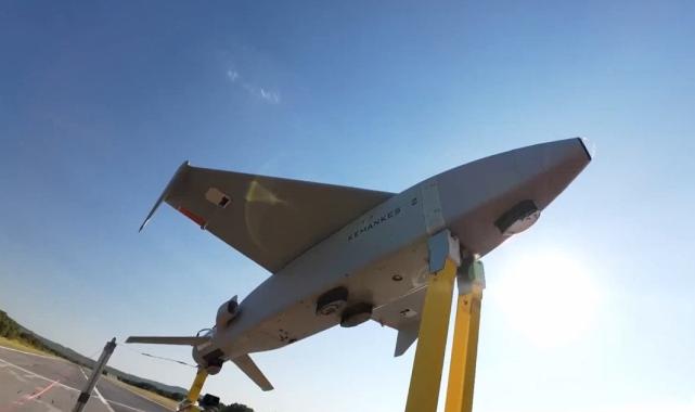 Mini akıllı seyir füzesi Kemankeş 2, bir testi daha geçti