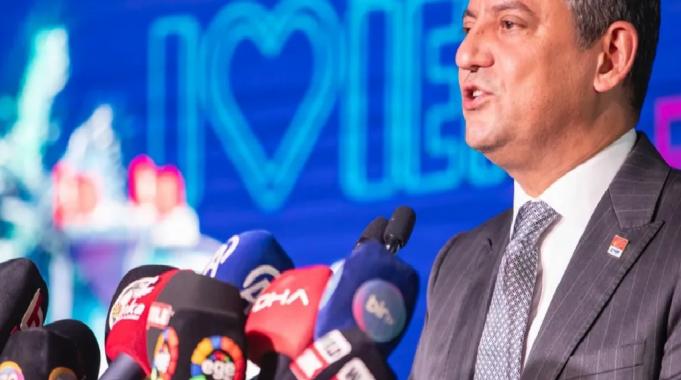 Özgür Özel: &quot;İzmir teknolojide dünyanın çekim merkezi olabilir&quot;