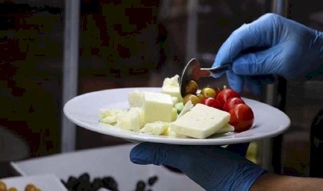 Açık büfedeki sorun büyüyor: Merak israfı artırıyor