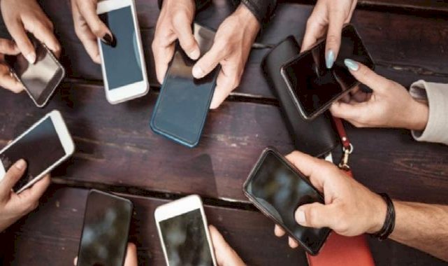 Araştırma yayınlandı: İnternet en çok mesajlaşma için kullanılıyor