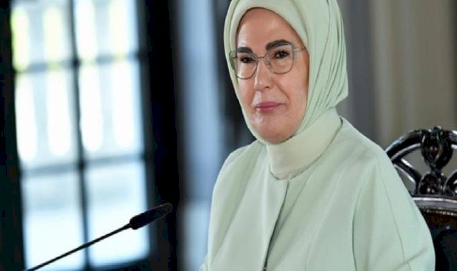 Emine Erdoğan 30 Ağustos Zafer Bayramı'nı kutladı