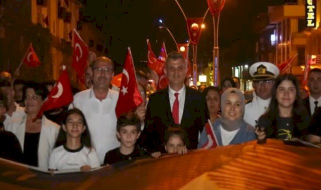 Gölcük'te 30 Ağustos Zafer Bayramı coşkusu